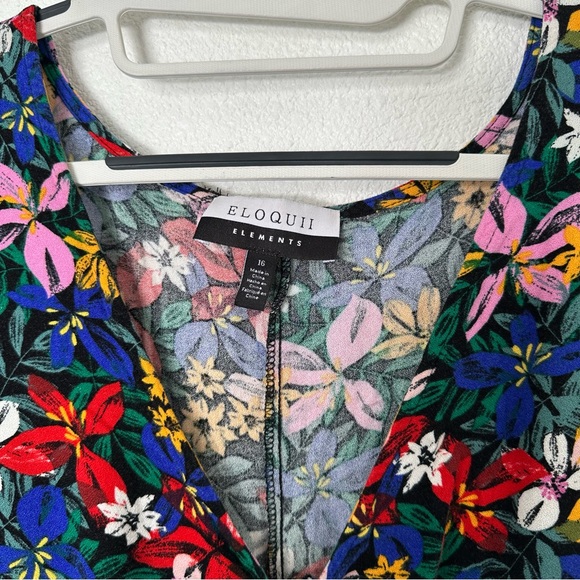 ELOQUII Elements Women's Plus Size Knot Front Floral Print Flounce Dress Size 16 - Picture 3 of 5